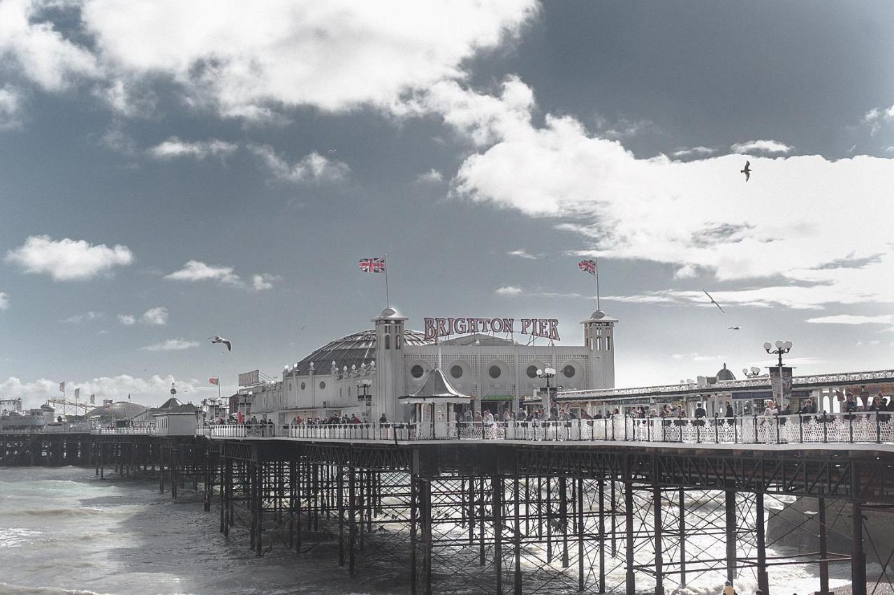 The Greenwich Rooms - Burger & Bird Bar & Restaurant Peacehaven Exterior foto